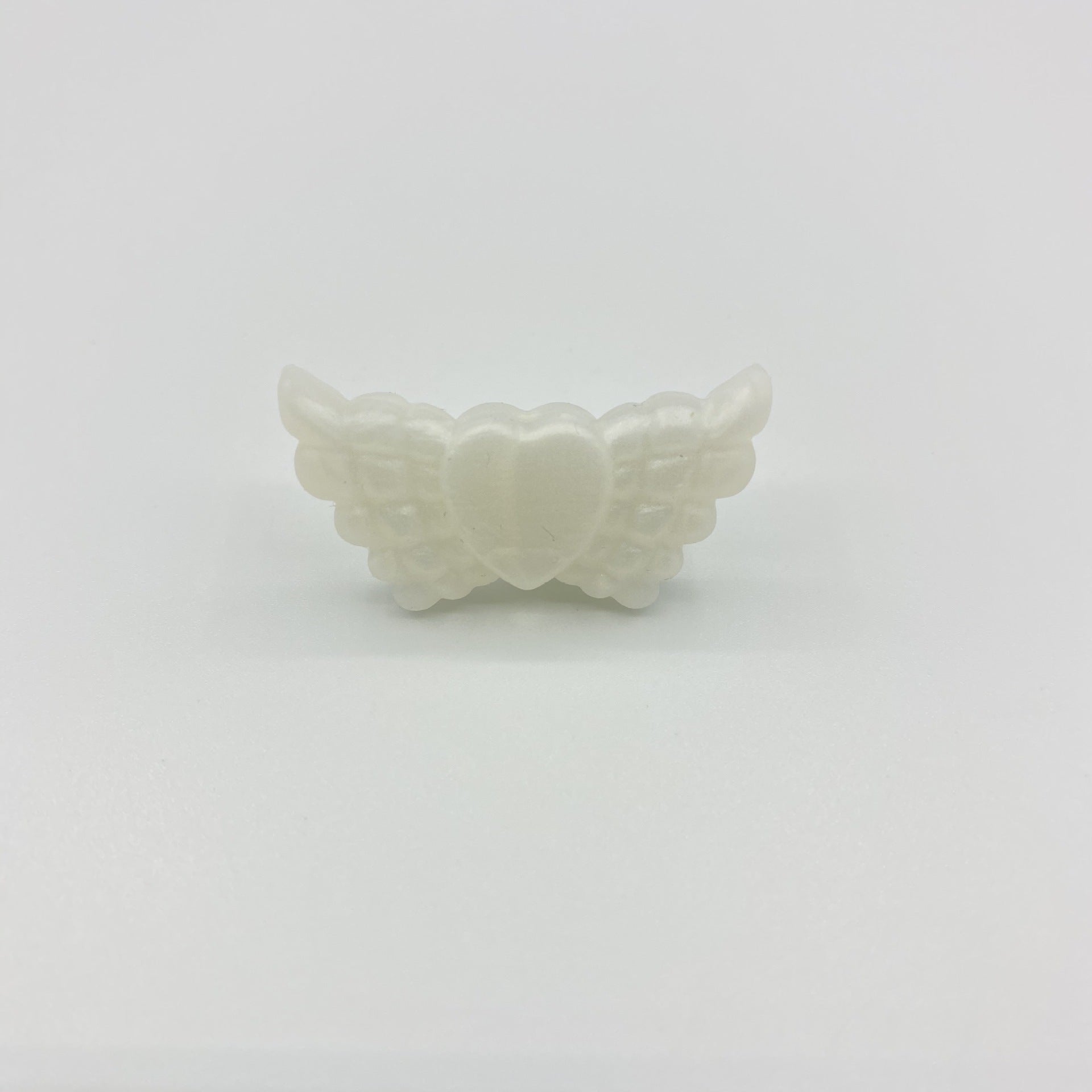 Wholesale 38*19*7.5MM Angel Feather Wings Focal beads Silicone 10pcs